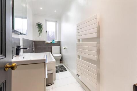 7 Chapel Road    (11).jpg