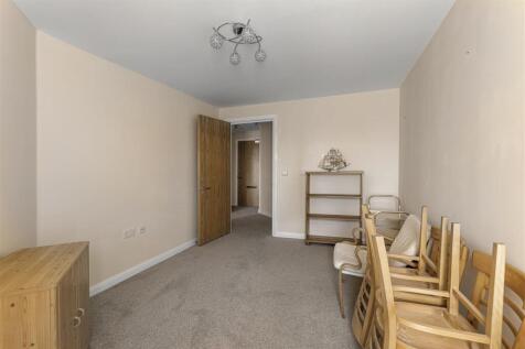 Flat_19_Smithson_Court_16.jpg