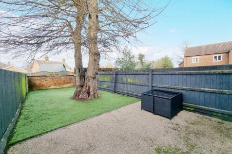 Rear Garden: