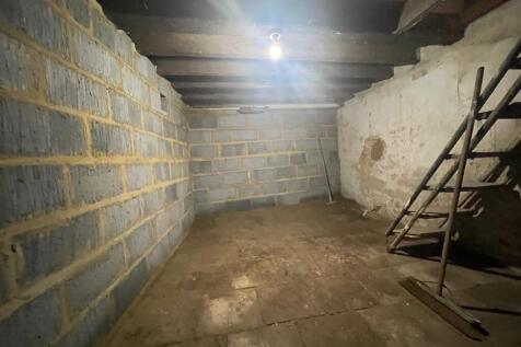 0c27a29a-a71e-4c52-8d24-6f5aae4223ba (002)