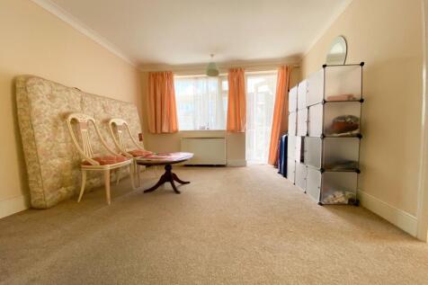 Living room 2