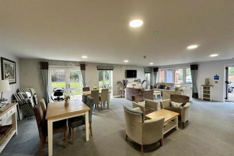 Communal Owners Lounge