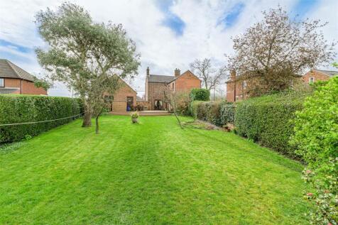 60 Loughborough Road, Coleorton
