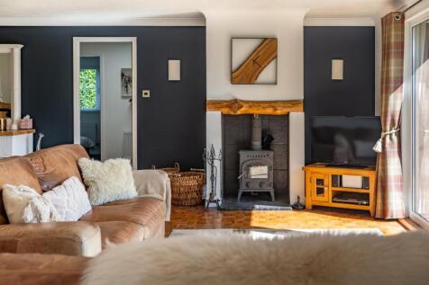 Cloich_The Green_Swinton-08.jpg