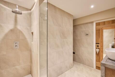 Annex Shower Room