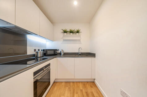 1414599-15-699332...