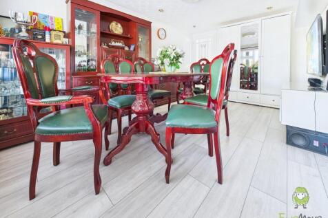 CAM01543G0-PR0159-STILL037