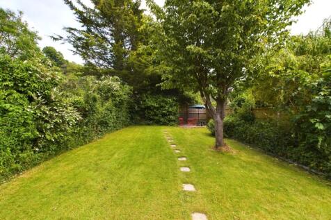 CAM02023G0-PR0054-STILL026