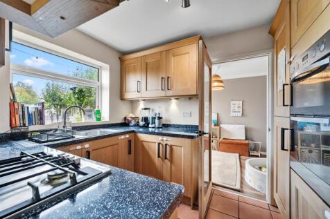 Kitchen to Garden Room.jpg