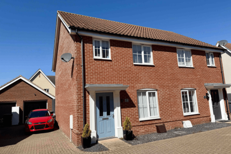 3 Bedroom Semi Detached House For Sale