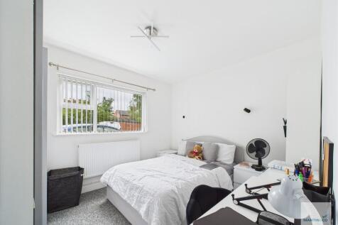 CAM03394G0-PR0332...