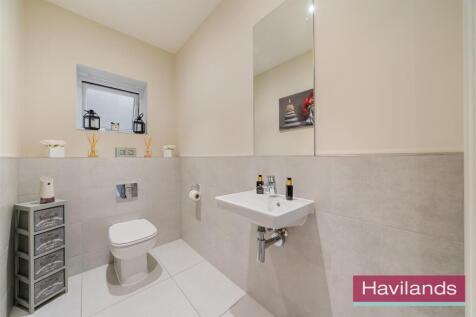 Wellston Crescent-8.jpg