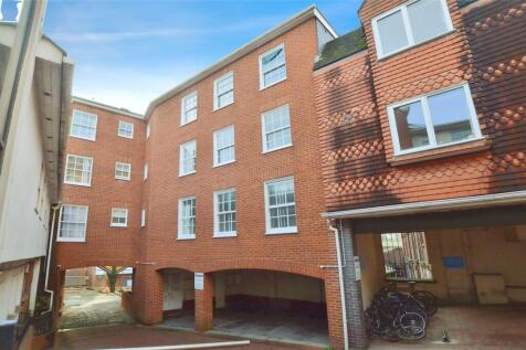 1st Floor Flat