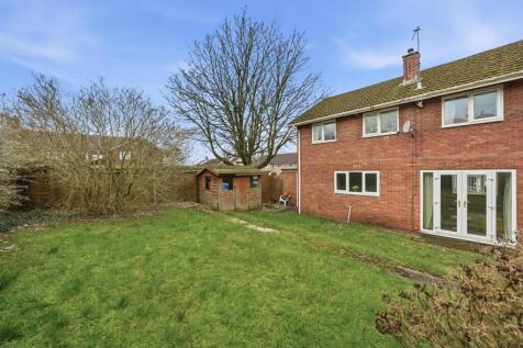 19 Liswerry Drive-24.jpg