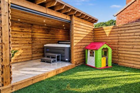 Outbuilding