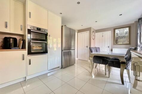 Kitchen Dinning Room