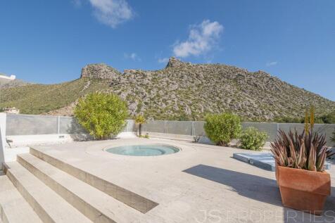 Stylish Penthouse in the sought-after Bellresguard residential area