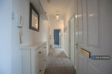 2-bed Flat Turners Avenue – additional view