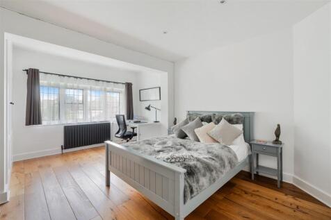 COLLEGE AVENUE (10).jpg