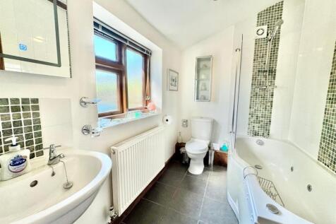 PHOTO-2025-04-13-19-54-20 (20).jpg