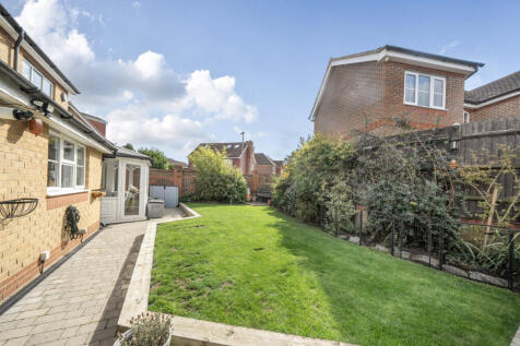 1353755-4-68d1793...