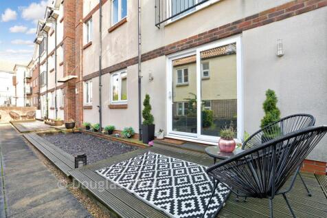 Patio / Decking