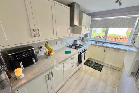 Sundrum Place, Kilwinning kitchen pic