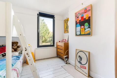 Dynevor Road N16