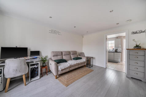 1382407-1-691da16...