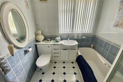 Bramleys Estate Agents - Woodsome Avenue - Mirfiel