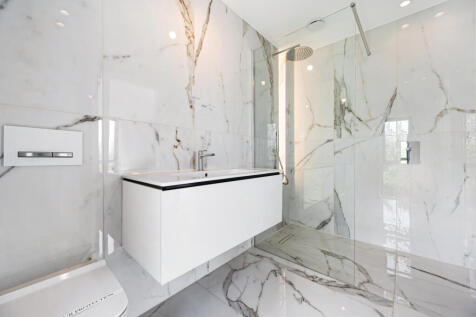 Show Home En Suite