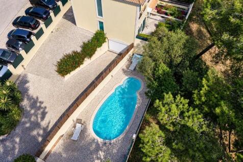 Property Image 39