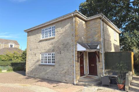1 Bedroom Flat in PO33 3AT