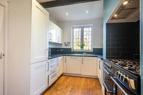 Breakfast area in kitchen
