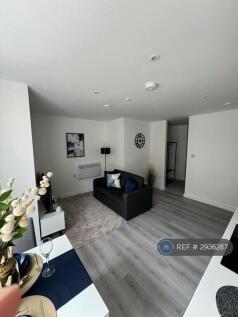 Flat in HU1 3AY