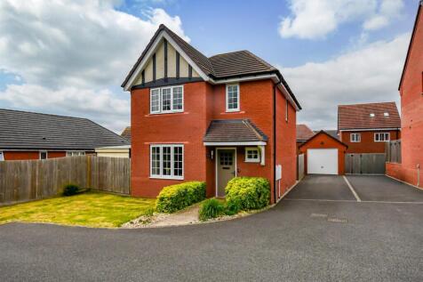 57 Foxglove Way-Front.jpg