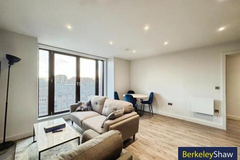 Kitchen dining/living space