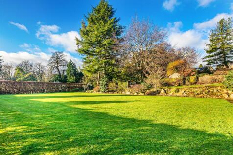 6 bed, 3 bath Detached in Sheffield - Photo 38