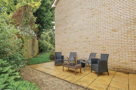 Owners Patio Area.jpg