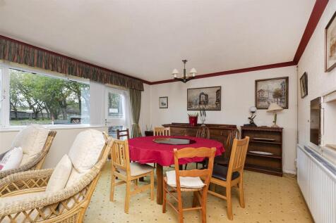 Bramleys Estate Agents - Pinfold Lane - Fixby (4).