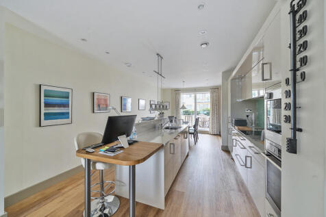 1329283-7-687f990...