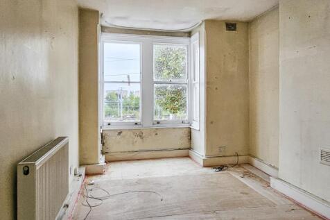 125B Harley Road, Harlesden, London NW10 8AY