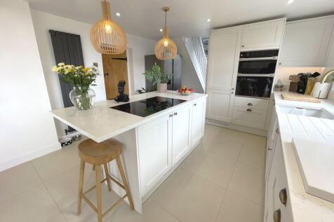 Kitchen/Diner/Living Area