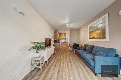 Flat 2, 2 Winter Garden House WC2B 5ND-9.jpg