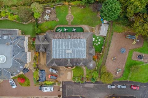 7 bed, 6 bath Detached Villa in Glasgow - Photo 87