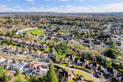 CLAREMOUNT GARDENS, 28 DRONE (9).jpg