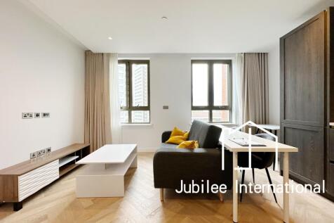 Welcome to Asquith House, a prestigious development in the heart of Paddington Basin. This luxurious studio apartment offers contemporary living in one of London's most desirable locations, ideal for