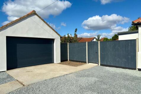 DBL GARAGE.jpg