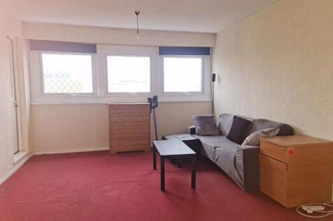 AVAILABLE NOW | ONE BEDROOM | 12TH FLOOR | CENTRAL HEATING | LOUNGE | KITCHEN WITH APPLIANCES | A one bedroom FURNISHED flat in a tower block (12th floor) just off Broad Street and behind the new Birm
