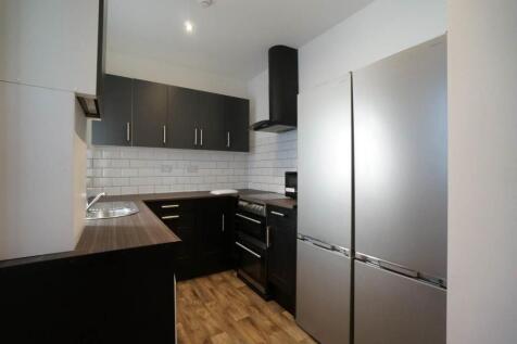 5 Bedroom House in LL57 1YG